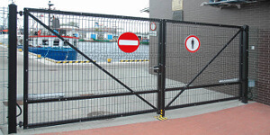 Ворота распашные для 2D и 3D ограждений в Балашове